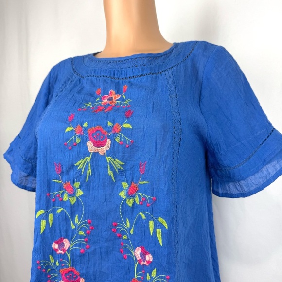 Umgee Women’s Small Gauzy Boho Blue Tunic Top Embroidered Flowers Short Sleeve - Picture 2 of 14